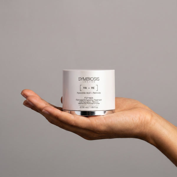 [Hyaluronic Acid + Retinoids] - Full Neck Firmness Enhancing Treatment