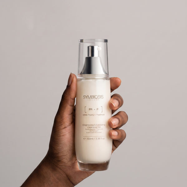 [White Peony + Peelmoist] Enlightening & Exfoliating Cleansing Gel